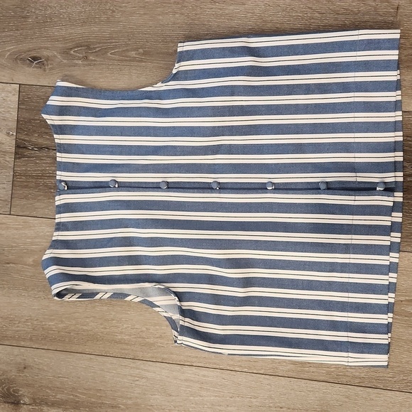 Banana Republic Top - Picture 4 of 5